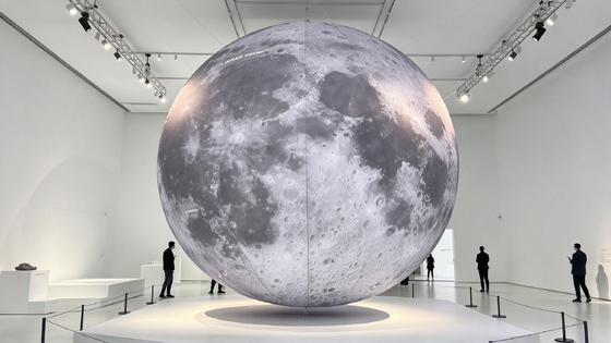 চাঁদ inflatable বেলুন আলো 360 ° পরিবেষ্টিত আলো এবং হিলিয়াম-প্রস্তুত ইনস্টলেশন জন্য কাস্টম মুদ্রণ সঙ্গে